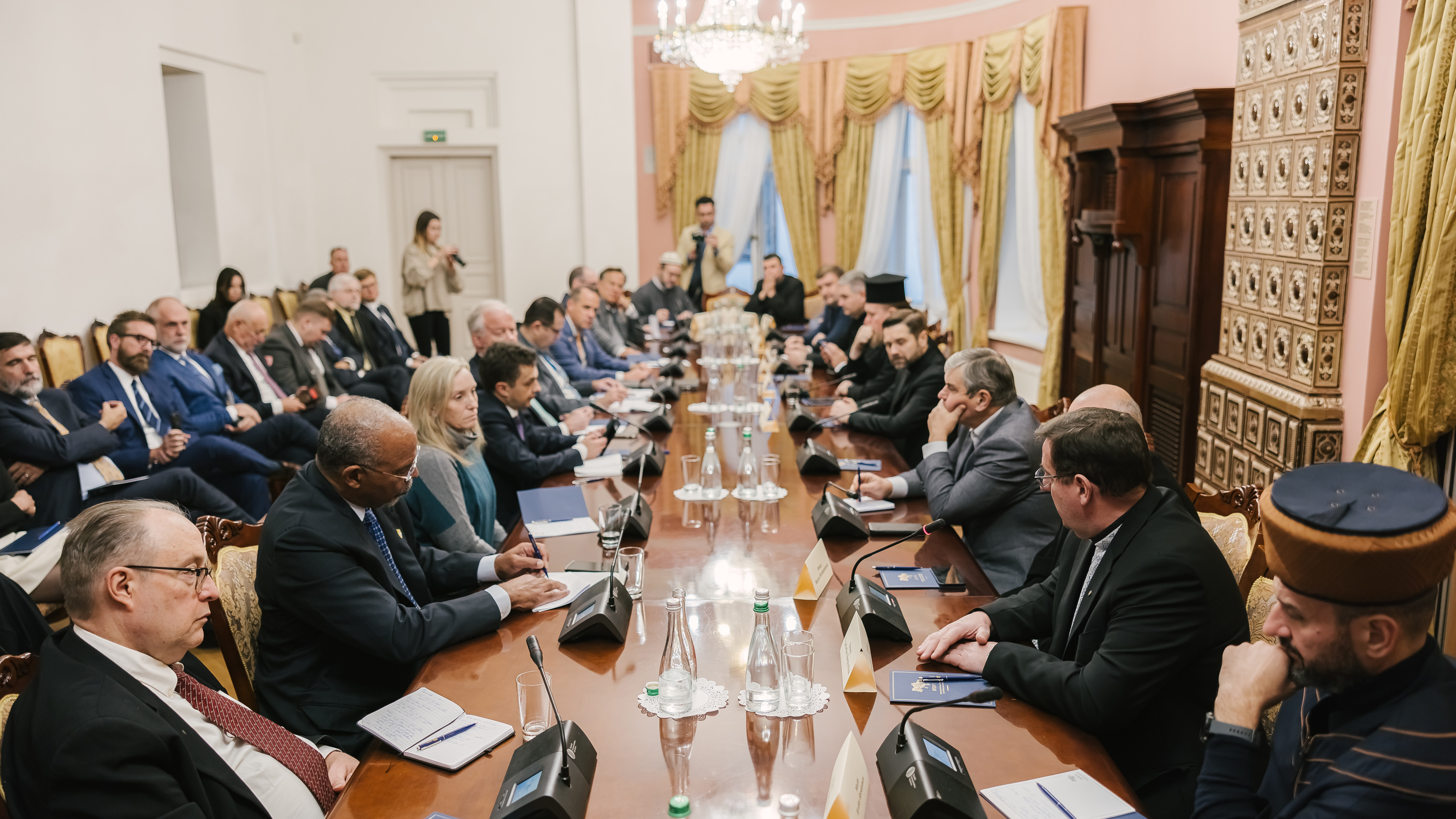 f2b176a10c4b60213720fdc2d6229dfe_full.jpg (3.68 MB)